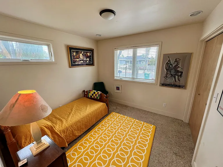 453 Ashton Ave — Photo 9