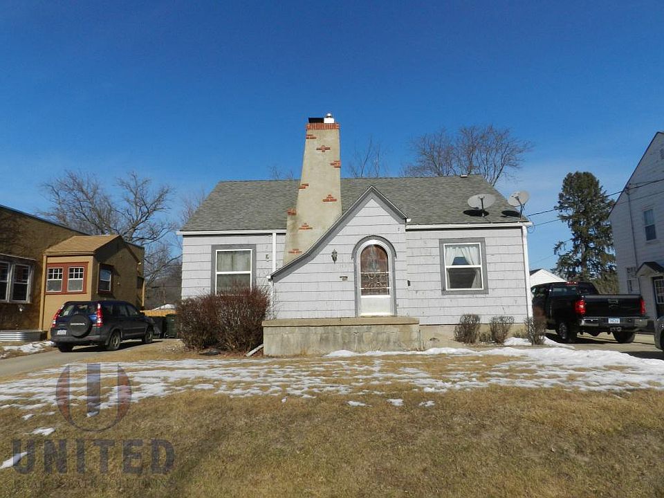 1st image of 3159 Dearborn Blvd