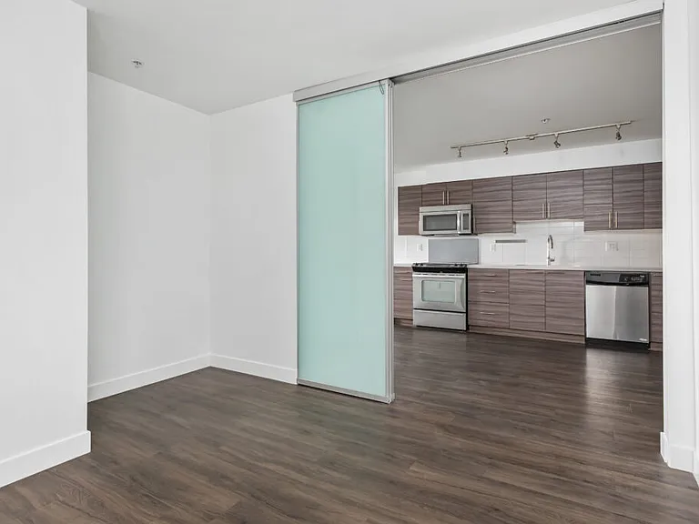 2778 Hastings St E #207 — Photo 21