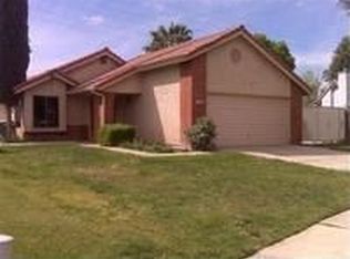 8501 Hillyer Way, Bakersfield, CA 93311