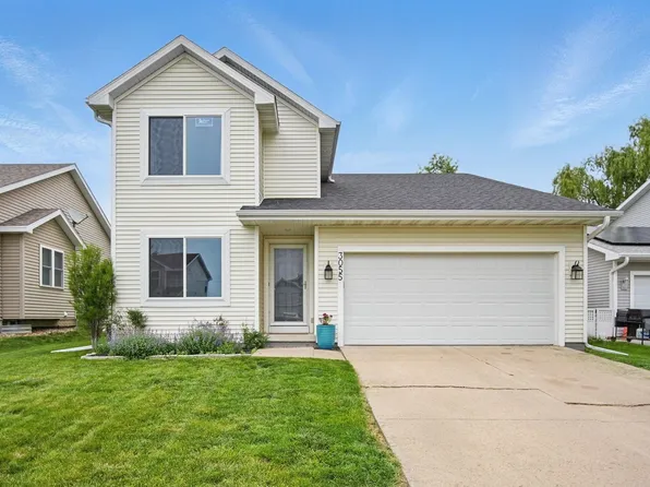 3055 E 52nd St, Des Moines, IA 50317