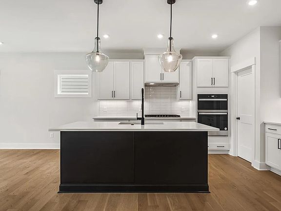 The Dahlia C Kitchen