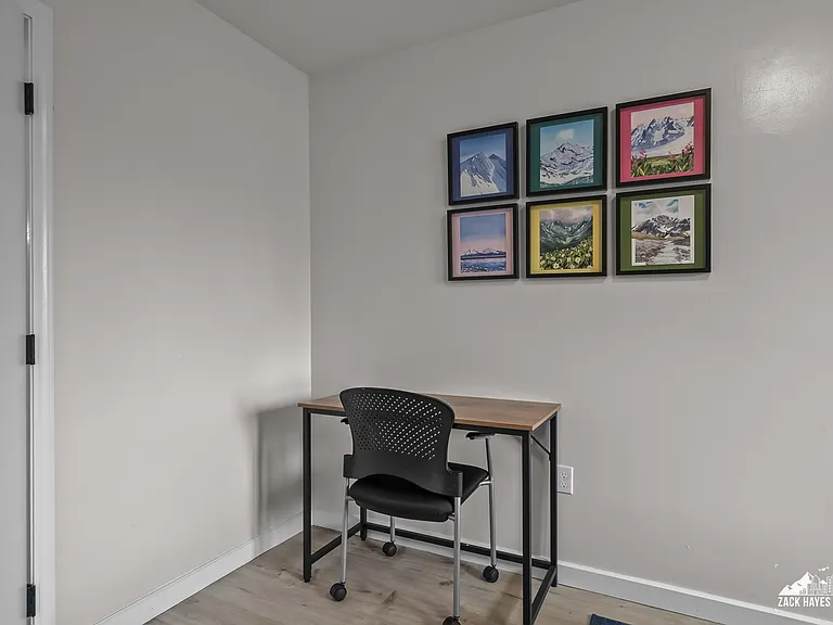 2101 Solstice Cir — Photo 29