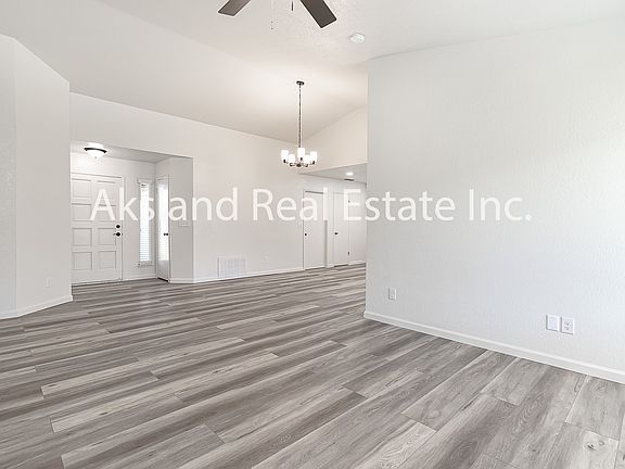 5th image of 5124 Tewkesbury Way
