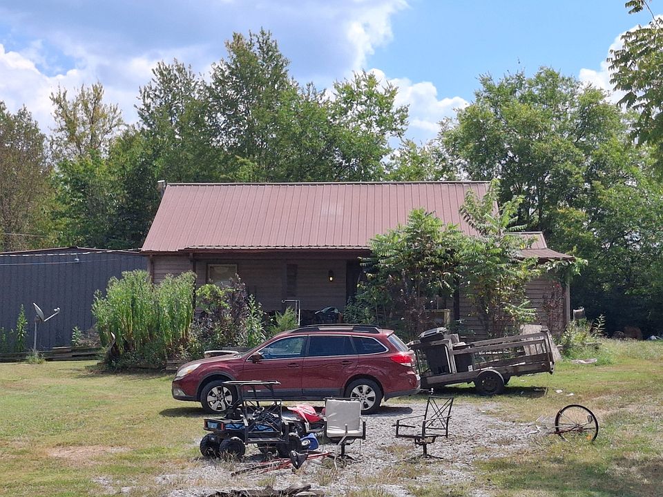 1st image of 595 Holmes Gap Rd