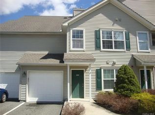 403 Battalion Dr, Stony Pt, NY 10980