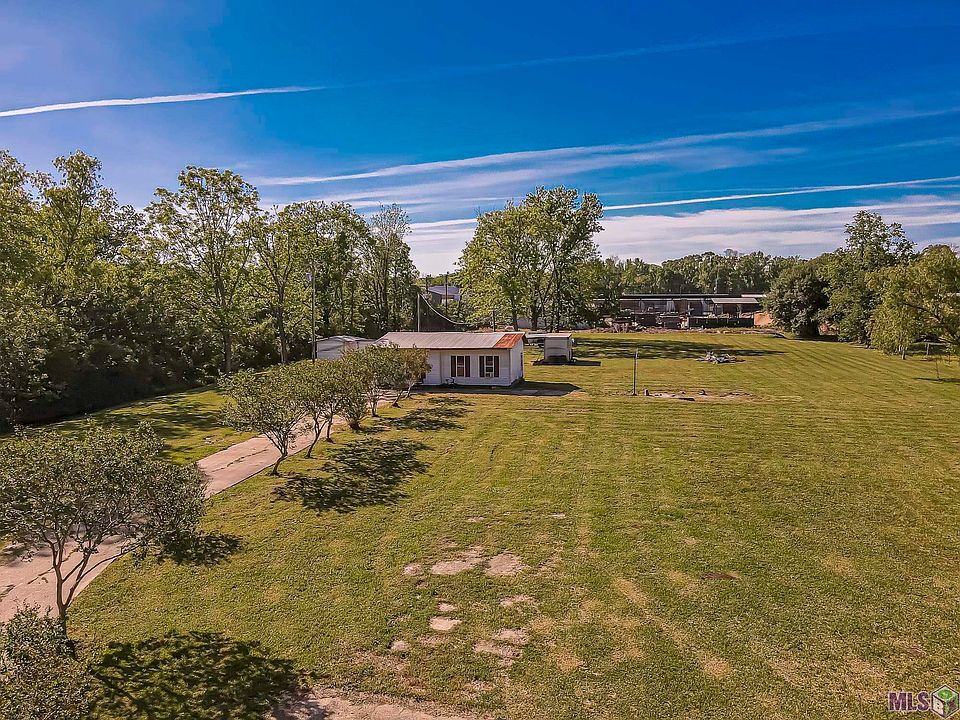 1st image of 8700 Newfield Dr