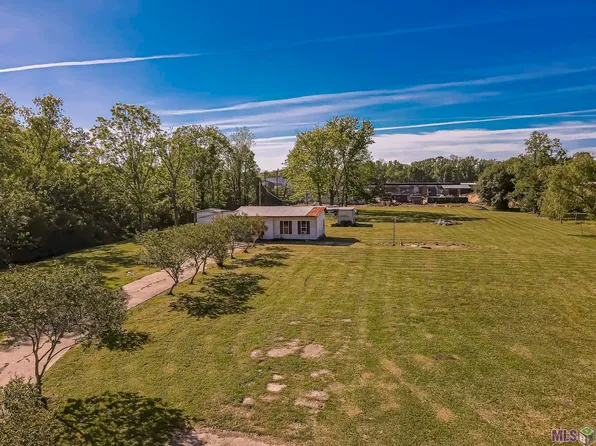 8700 Newfield Dr, Livonia, LA 70755