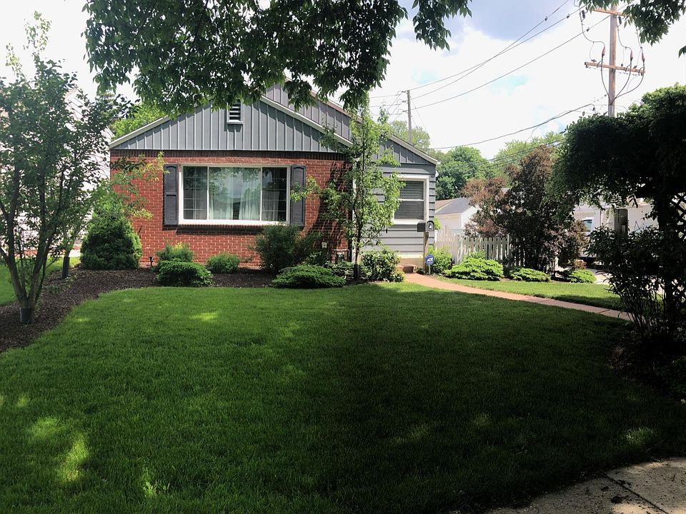 1st image of 5220 N Lydell Ave