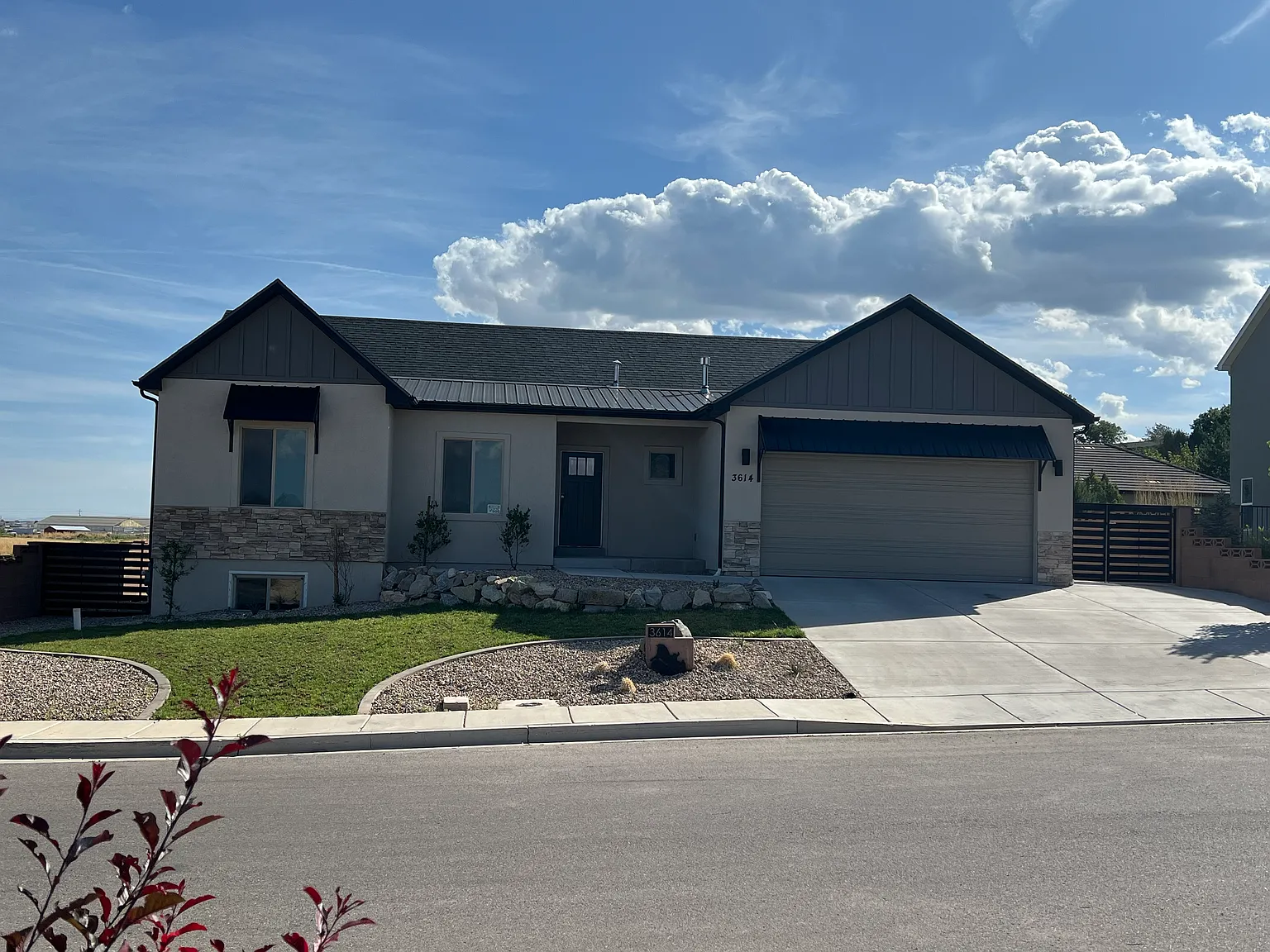 3 bed, 3066 sqft, $2,900 — Photo 3