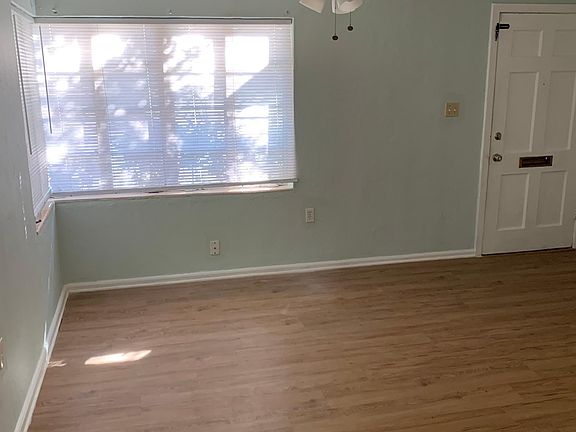 4th image of 3603 W Euclid Ave Unit 7
