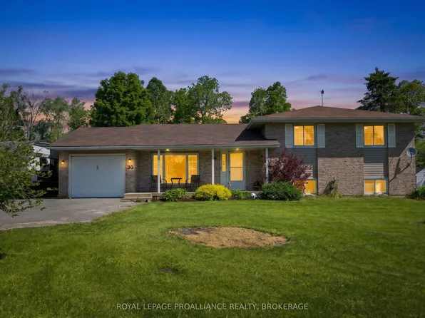 1963 Keeley Rd, South Frontenac, ON K0H 2T0