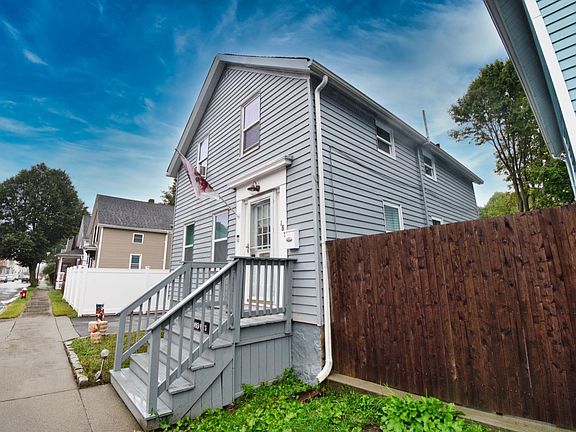 3rd image of 189 Park St