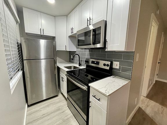 4th image of 4546-4558 Avenue A