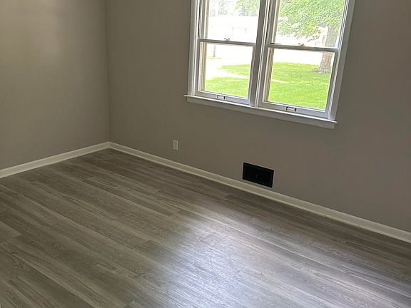 2nd image of 531 N West St