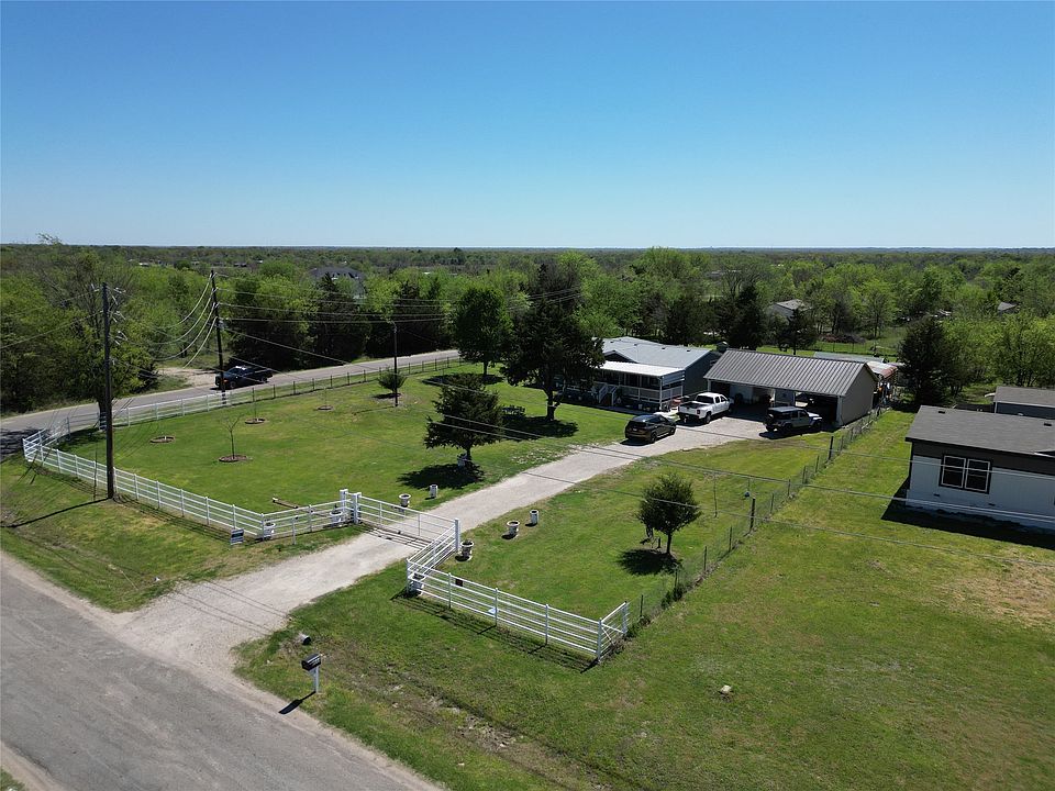 1st image of 8944 Whiskers Rd