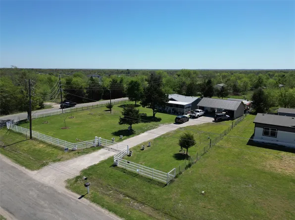 8944 Whiskers Rd, Quinlan, TX 75474