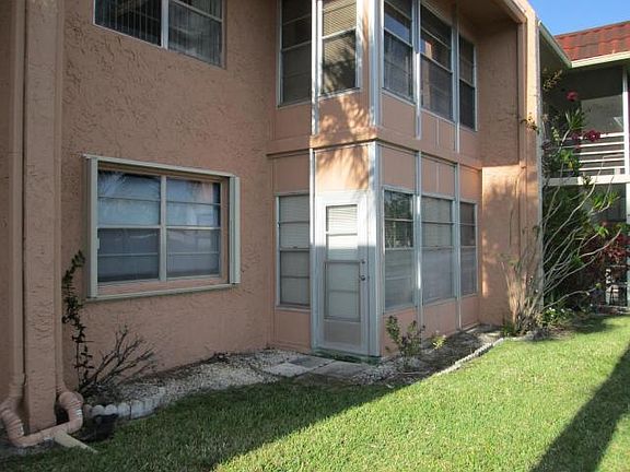 3rd image of 108 Lake Evelyn Dr