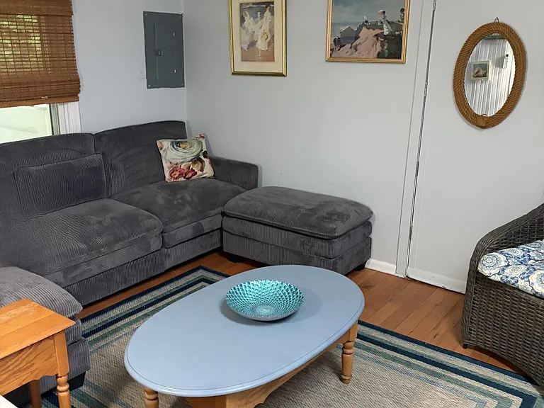 18 Valentine St #REAR — Photo 3