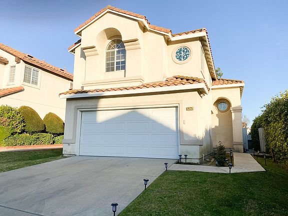 2nd image of 14725 Molise Ln