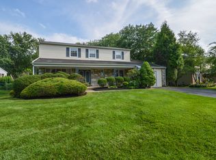 851 Timber Ln, Dresher, PA 19025