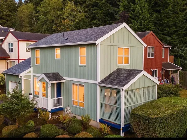 411 Elk Creek Rd, Cannon Beach, OR 97110