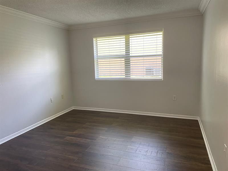 1st image of 8017 SW 21st Ct #101