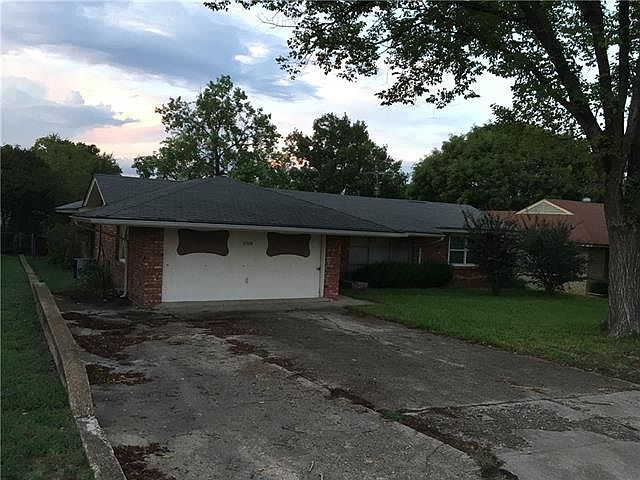 1st image of 7715 Blossom Ln