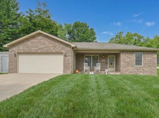 1720 N Old Orchard Dr, Seymour, IN 47274