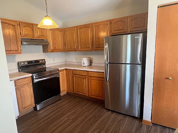 5th image of 181 W Aspen Ct Unit 4