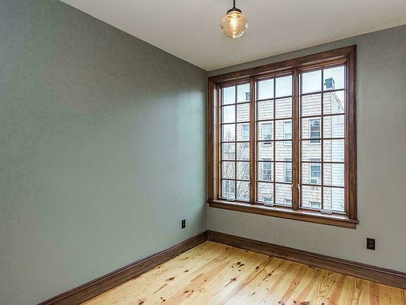 3rd image of 55 Newell St #1A