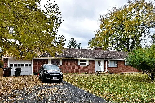 4294 Wenger Rd Photo 1