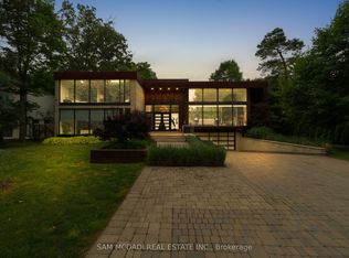 1287 Birchview Dr, Mississauga, ON L5H 3E3