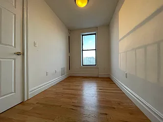 Rented by Hillel Realty Group