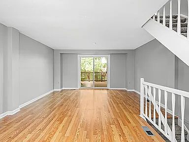 4th image of 233 Old Ridge Rd