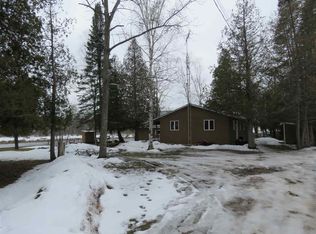 7325 Spruce St, Alanson, MI 49706