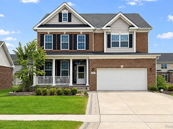 51011 Rockingham Dr, Canton, MI 48188