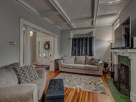 5th image of 3211 Epworth Ave