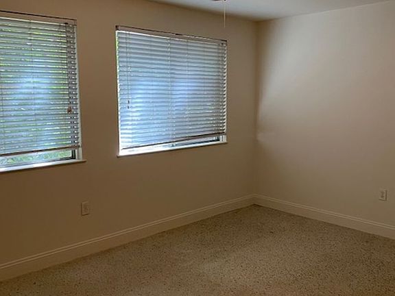 5th image of 3001 NW 14th St #1