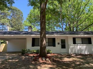 5158 Ridgewood Rd, Jackson, MS 39211