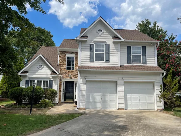 511 N Waters Edge Dr, Durham, NC 27703