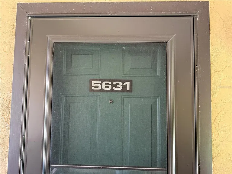 5631 Ashton Lake Dr #7 — Photo 3