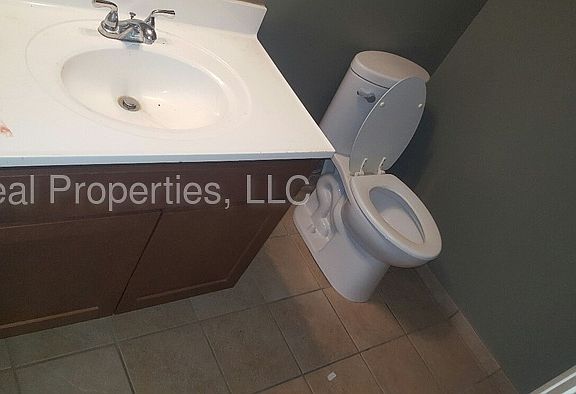 3rd image of 619 John Anderson Ct APT 49