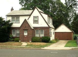 1115 Webber Ave, South Hempstead, NY 11550