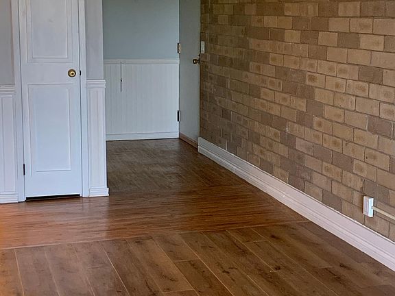 3rd image of 175 Quincy Shore Dr Floor 8