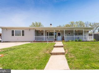 44 Openwood Ln, Levittown, PA