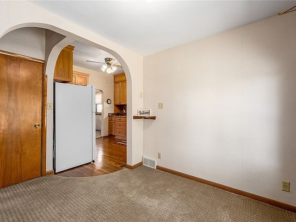 4th image of 651 S Main Street