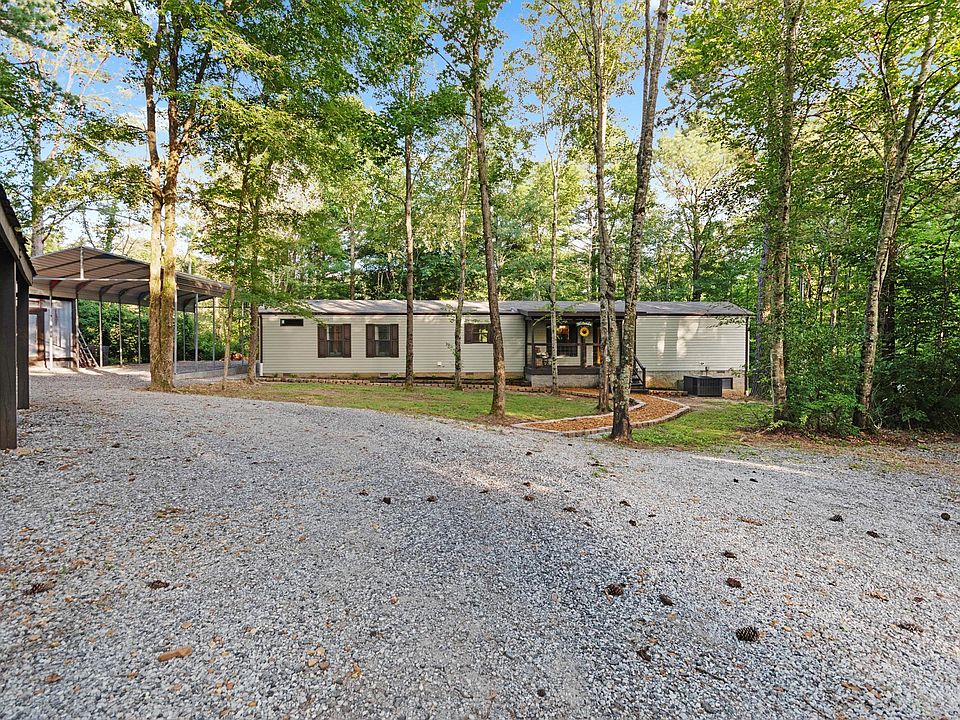 1st image of 752 Hidden Lake Rd
