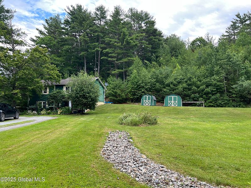 4th image of 609 Baron Way Lane