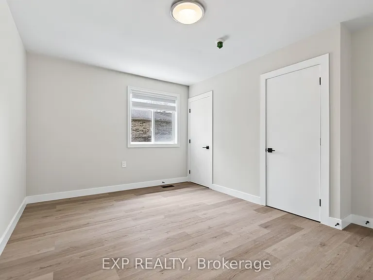 263 Anne St N #1 — Photo 34